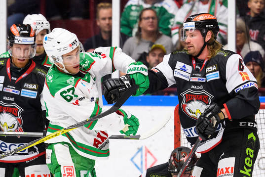 Rögles Leon Bristedt i bråk med Malmö Redhawks Stefan