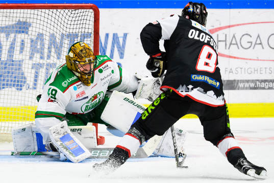 Malmö Redhawks Johan Olofsson med sin avgörande straff