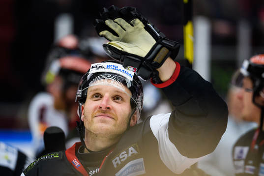 Malmö Redhawks Frederik Storm jublar