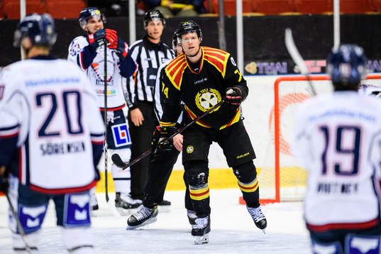 Brynäs Nicklas Danielsson deppar