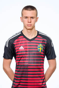 Hugo Claesson, Målkvakt i P16-landslaget