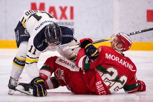 s Simon Önerud och Moras Matt Bailey