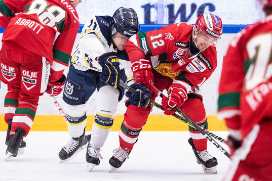 s Mattias Tedenby och Moras Kevin Gagné