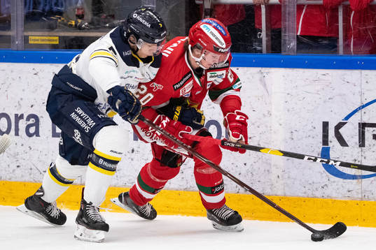 s Martin Fehérváry och Moras Nils Carnbäck