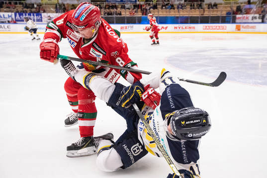 s Simon Önerud