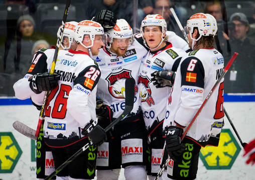 Malmö Redhawks Max Görtz gör 0-1 och jublar