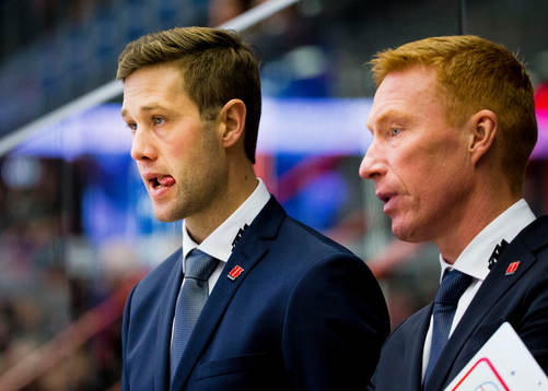 Örebros assisterande tränare Henrik Löwdahl och
