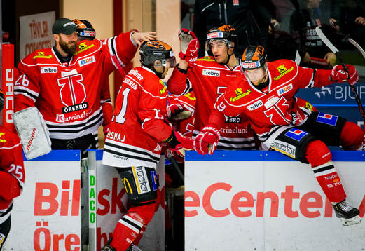 Örebros Aaron Palushaj gör 1-2 och jublar
