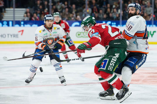 Frölundas Ponthus Westerholm och Växjös Daniel Rahimi
