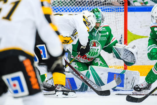 Skellefteås Andreas Wingerli gör 2-1