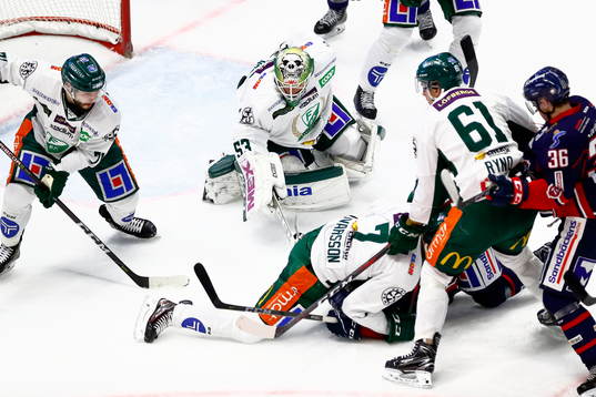 Färjestads målvakt Markus Svensson