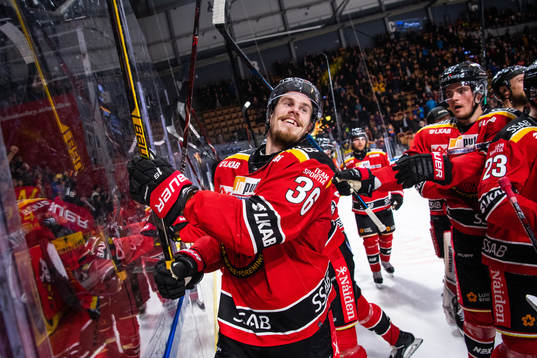 Luleås Emil Larsson jublar