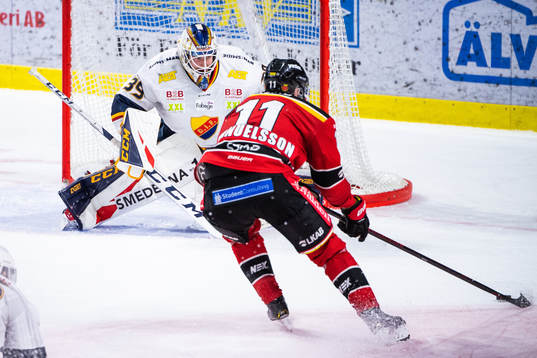 Djurgårdens målvakt Adam Reideborn och Luleås Petter