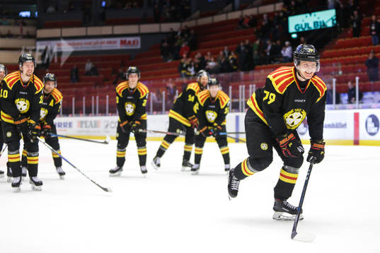 Brynäs Daniel Mannberg jublar