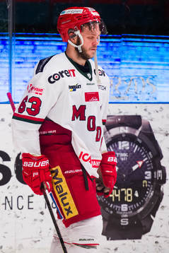 Modos Tommy Enström deppar