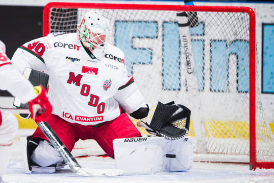Modos målvakt Linus Lundin