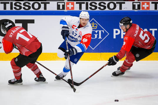 Jan Hruska of Kometa Brnos and Sebastian Stålberg and