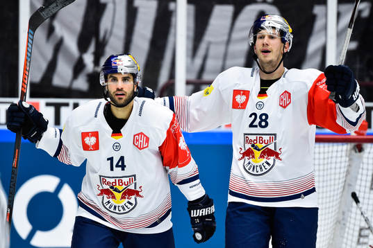 Justin Shugg and Frank Mauer of Red Bull Munich celebrate