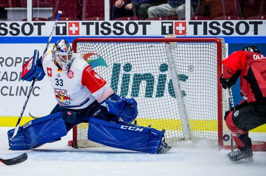 Jens Olsson of Malmö Redhawks scores 4-3