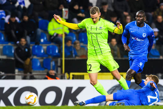 Jon-Helge Tveita of Sarpsborg 08 and Jere Uronen of Genk