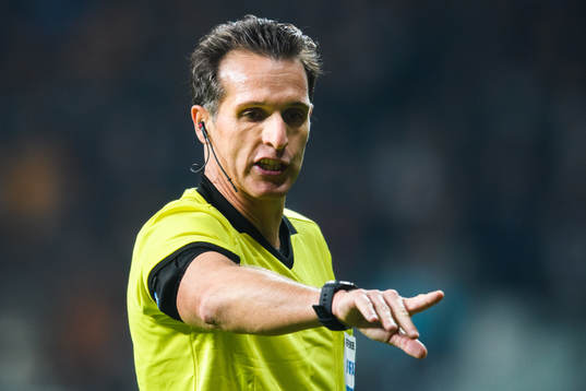 Referee