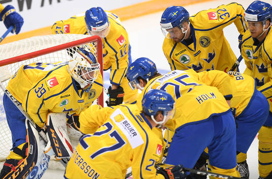 Sweden's players prepare for the Channel One Cup ice hockey