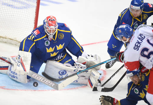 Sweden's goalie Lars Johansson makes a save