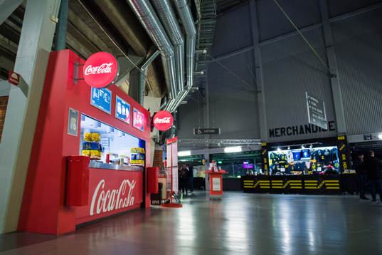 Interiör vy av en kiosk inne på Hovet