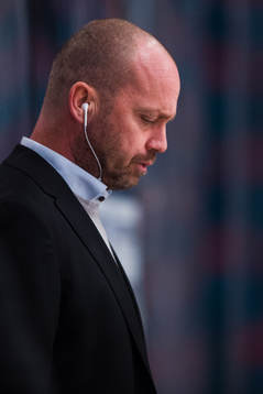 Panterns assisterande tränare Peter Johansson deppar