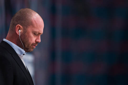 Panterns assisterande tränare Peter Johansson deppar