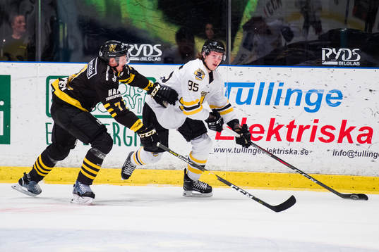 s Filip Windlert och Panterns Nick Olesen