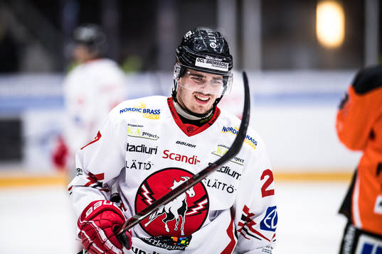 Vita Hästens Arvid Degerstedt   deppar