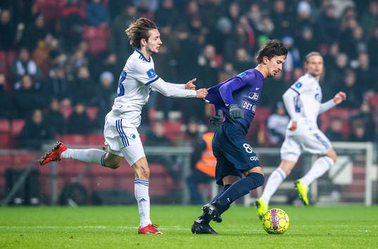Bläddra bland fler bilder av Fotboll, Danska Ligan, Gustav Wikheim, Midtjylland 