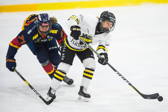 s Linnea Hedin och Djurgårdens Hanna Hållander
