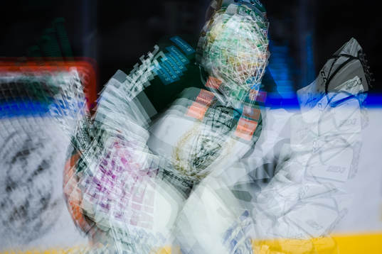 Multiexponering på Färjestads målvakt Adam Werner