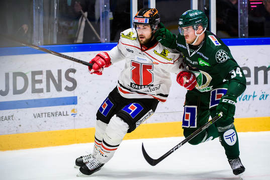 Örebros Jonathan Andersson och Färjestads Michael