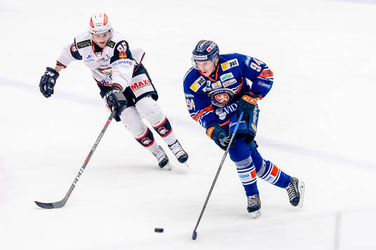 Växjös Joel Persson och Malmö Redhawks Kim Rosdahl
