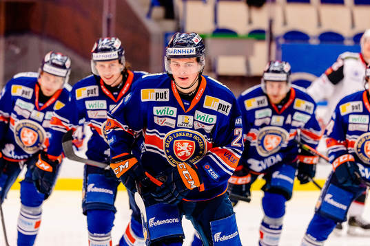 Växjös Filip Cederqvist jublar
