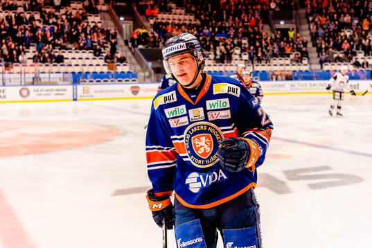 Växjös Filip Cederqvist jublar