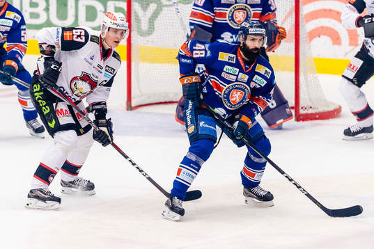 Malmö Redhawks Fredrik Händemark och Växjös Daniel