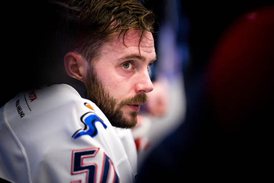 Linköpings målvakt Jonas Gustavsson deppar