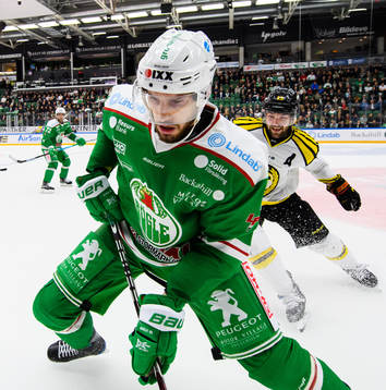 Rögles Mattias Sjögren och Brynäs Simon Bertilsson