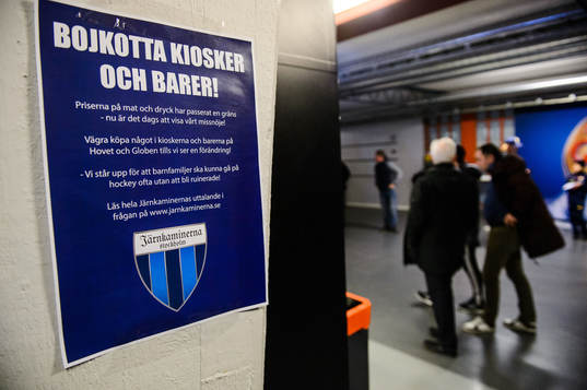 Lappar gällande bojkott mot Hovets kiosker och barer