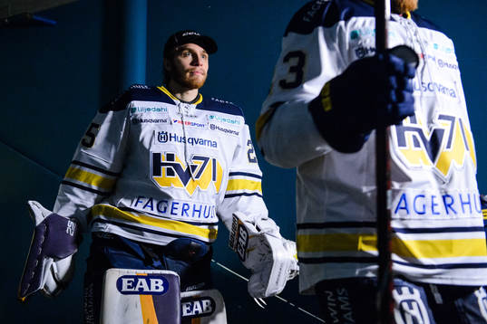 s målvakt Felix Sandström