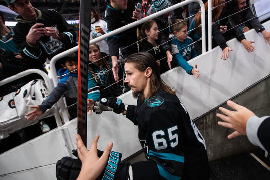 Bläddra bland fler bilder av Ice Hockey, NHL, San Jose Sharks - Winnipeg Jets