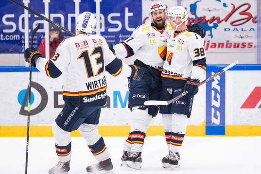 Djurgårdens Dick Axelsson  jublar
