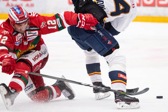 Moras Kevin Gagné och Djurgårdens Daniel Brodin