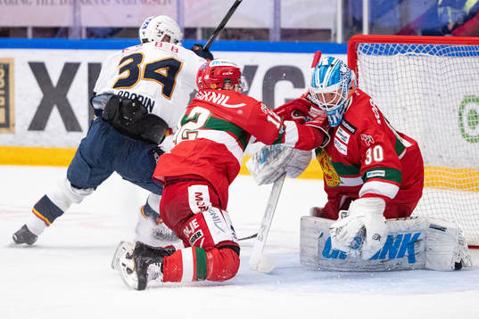 Djurgårdens Daniel Brodin och Moras Kevin Gagné och