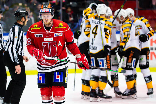 Örebros Linus Arnesson deppar