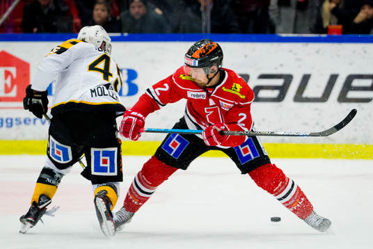 Örebros Rasmus Rissanen och Skellefteås Oscar Möller